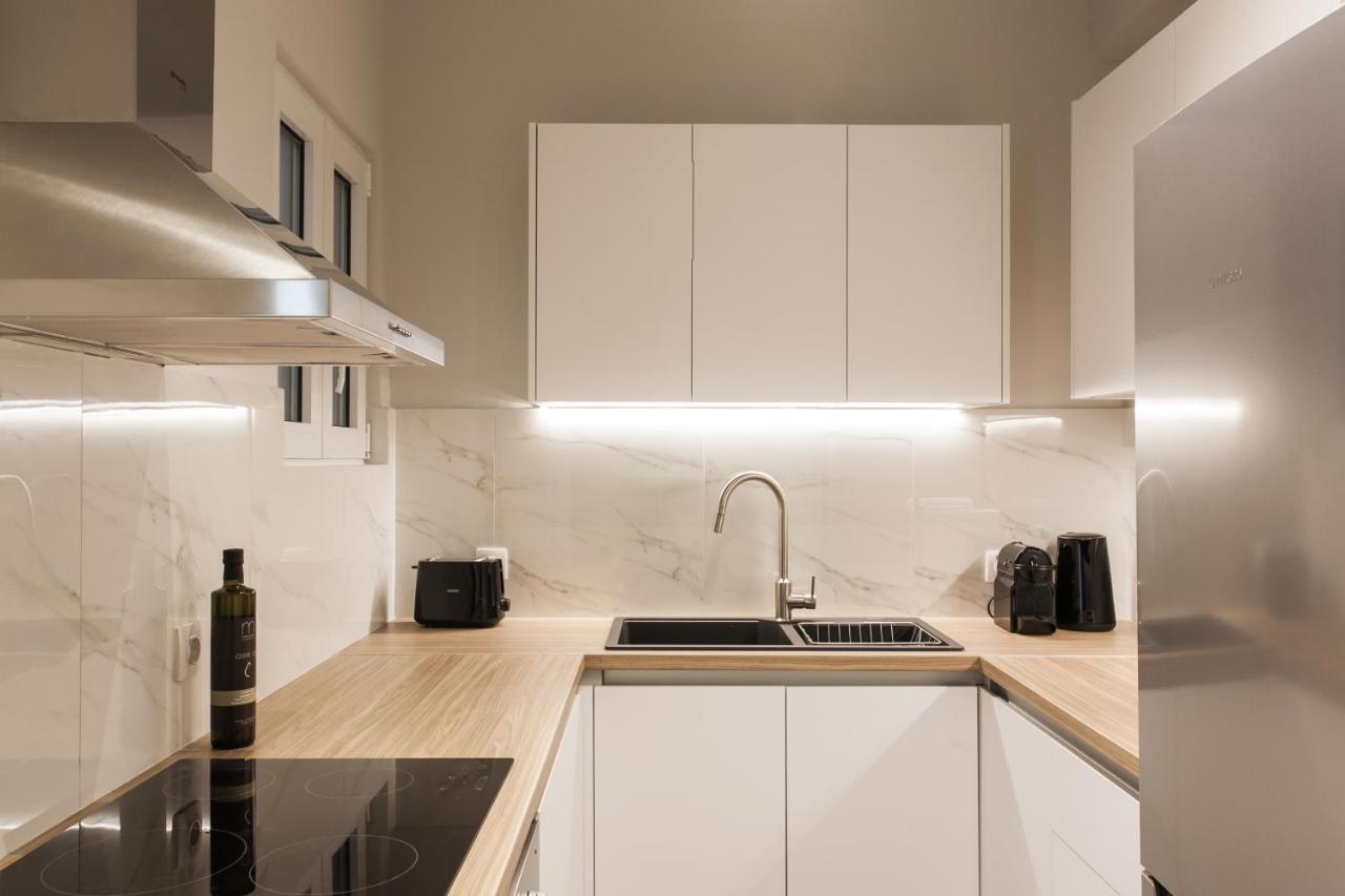 Absolute 2Br Apartment Near Emst Museum By Upstreet Афины Экстерьер фото